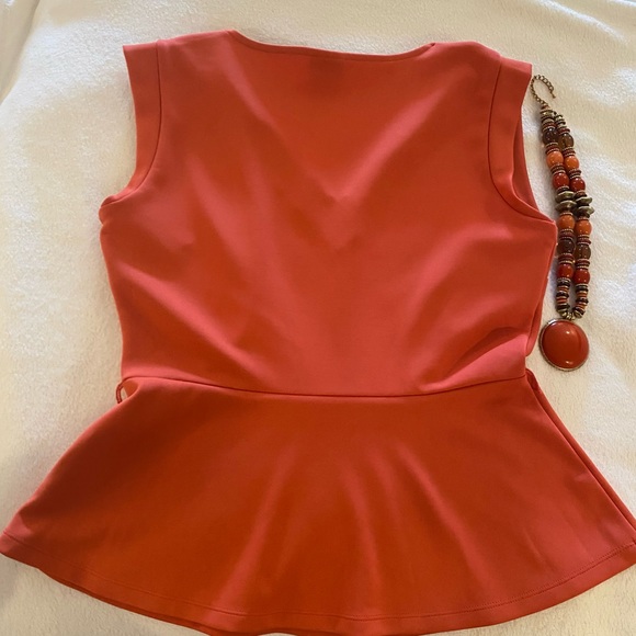 Worthinton petplum blouses for women’s new no tags and necklace - Picture 2 of 6